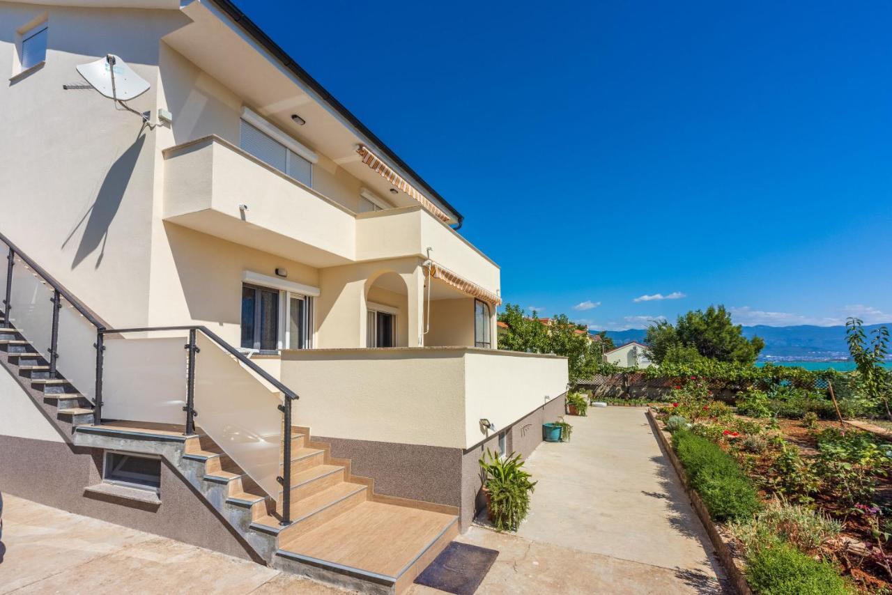 Apartments Star By The Sea Чижичи Экстерьер фото